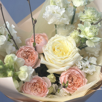 Сборный букет Апрель S